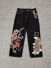 Derschutze Oriental Dragon Tiger Embroidered Jeans