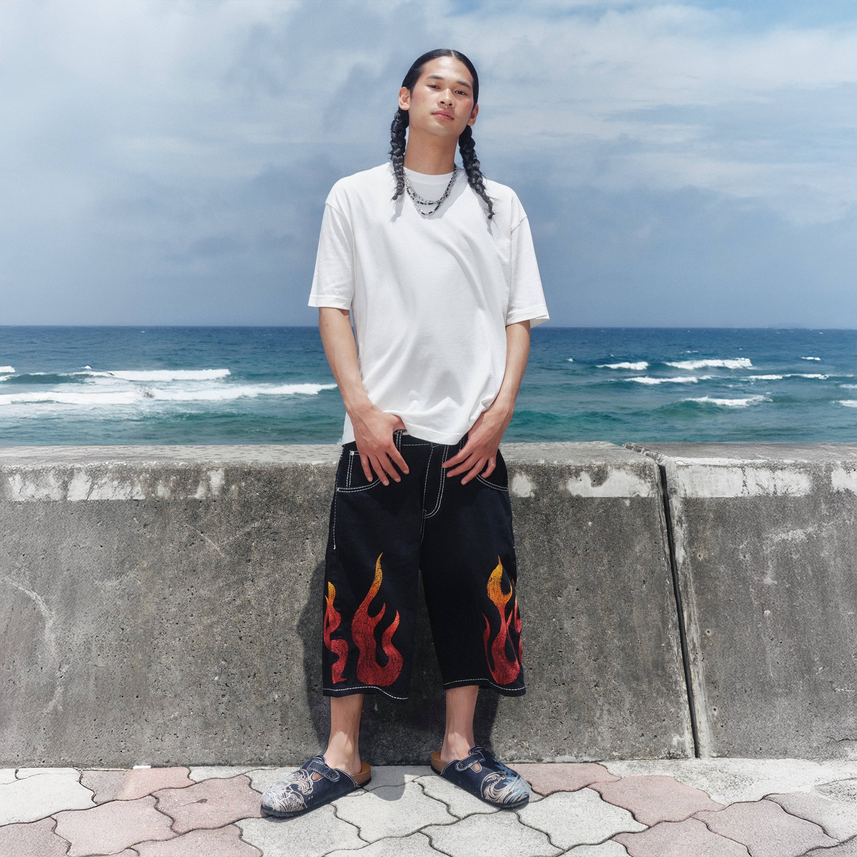Derschutze "summer break" black Jorts