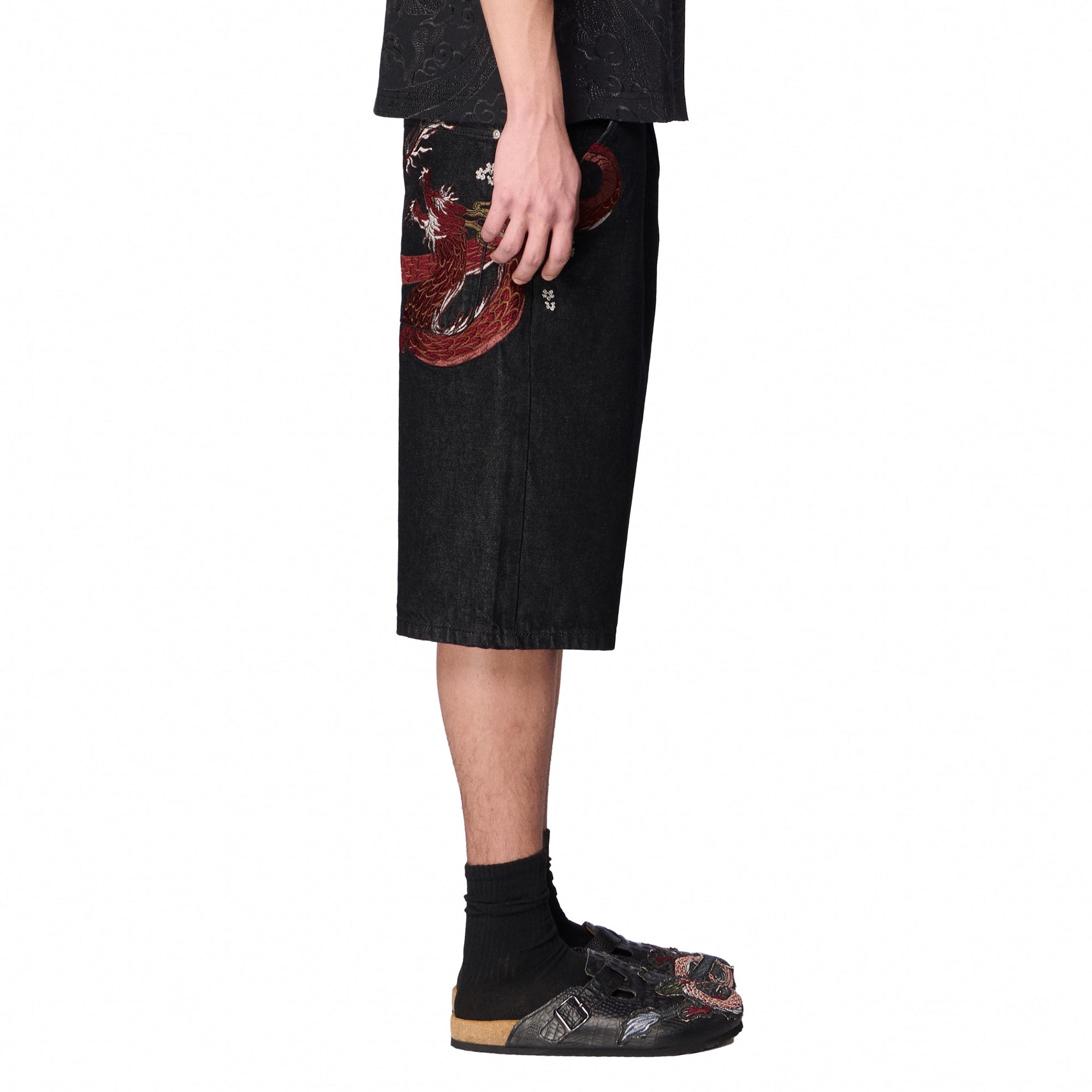 Derschutze "yakuza" black raw Jorts