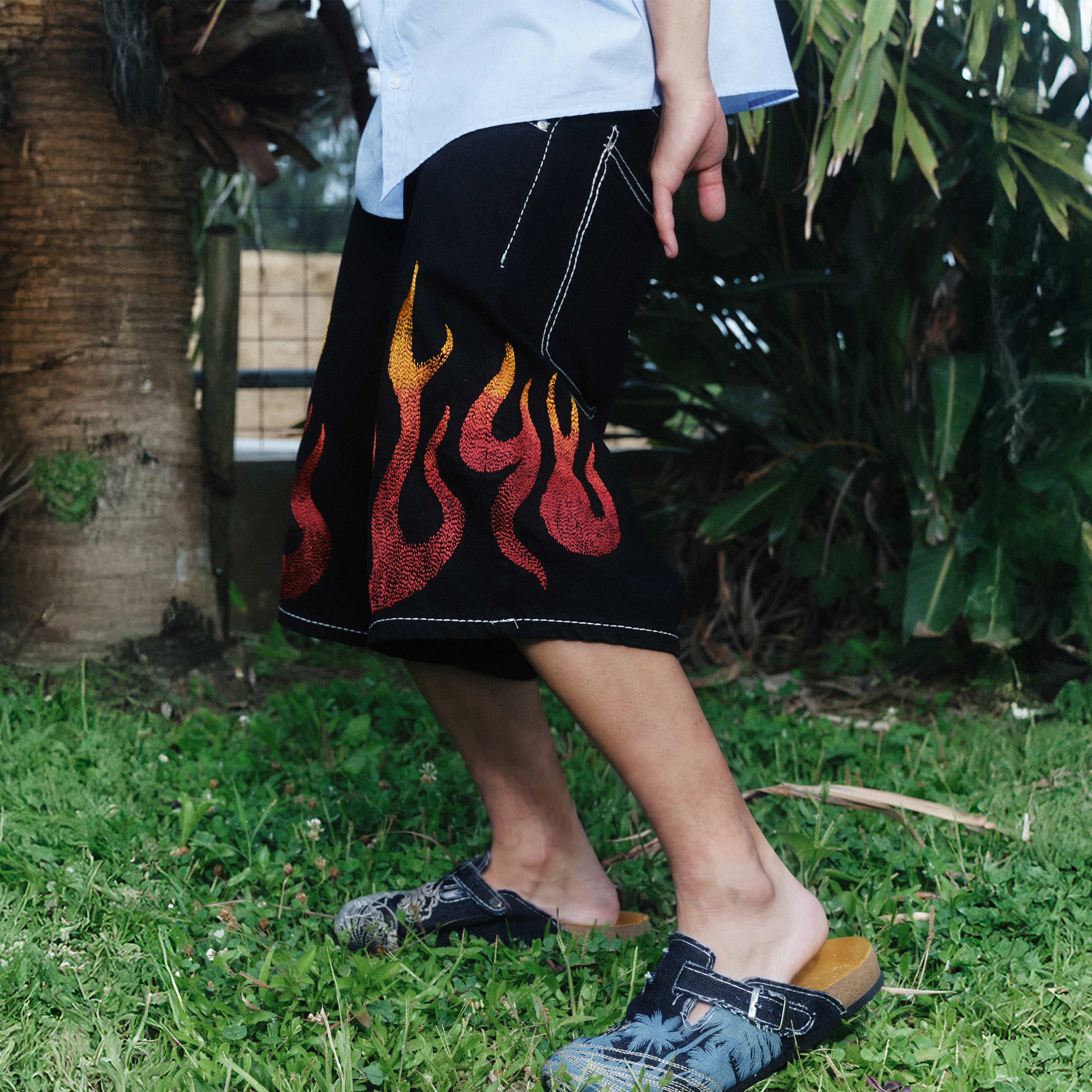 Derschutze "summer break" black Jorts