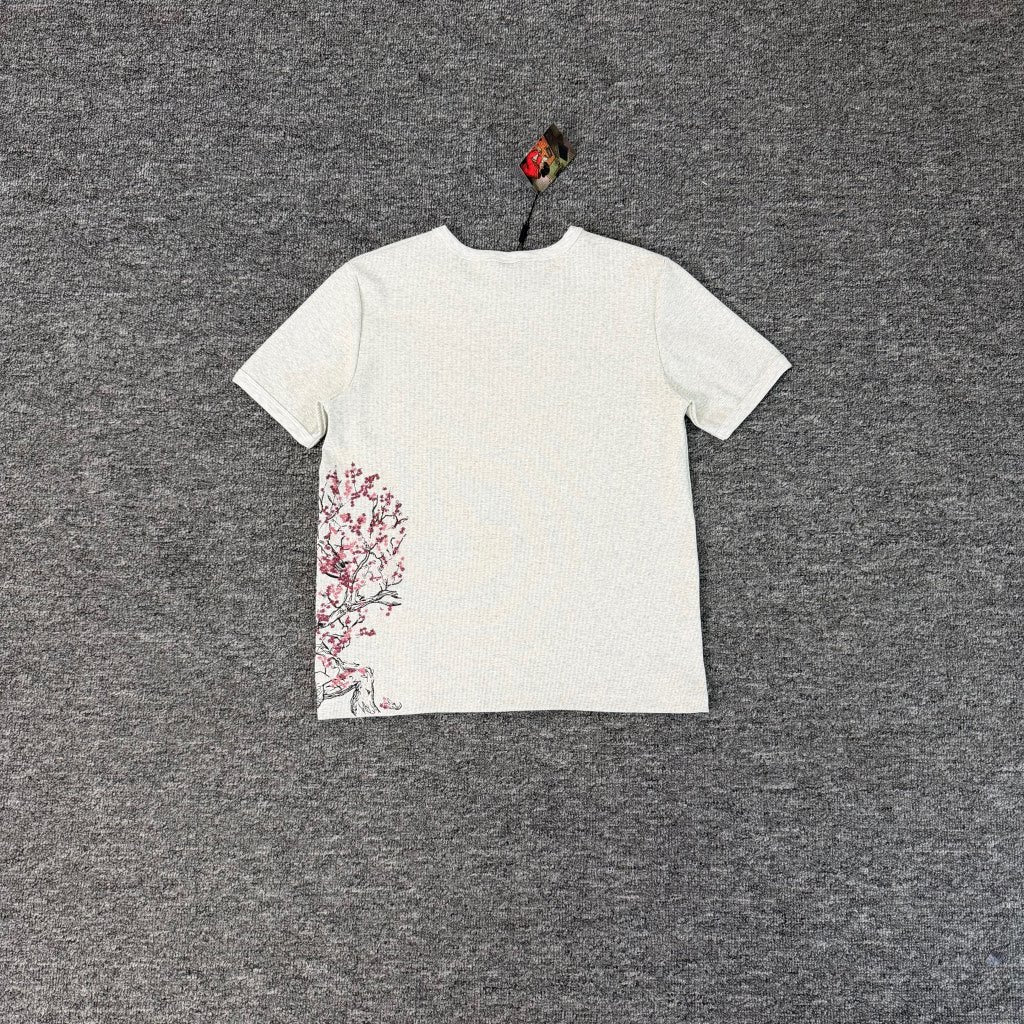 Derschutze Heather‑Off‑White Waffle‑Knit Plum‑Blossom Tree Side‑Print Tee