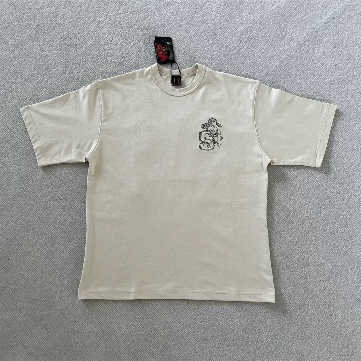 Derschutze Beige Renaissance Sculpture Back‑Print Graphic Tee