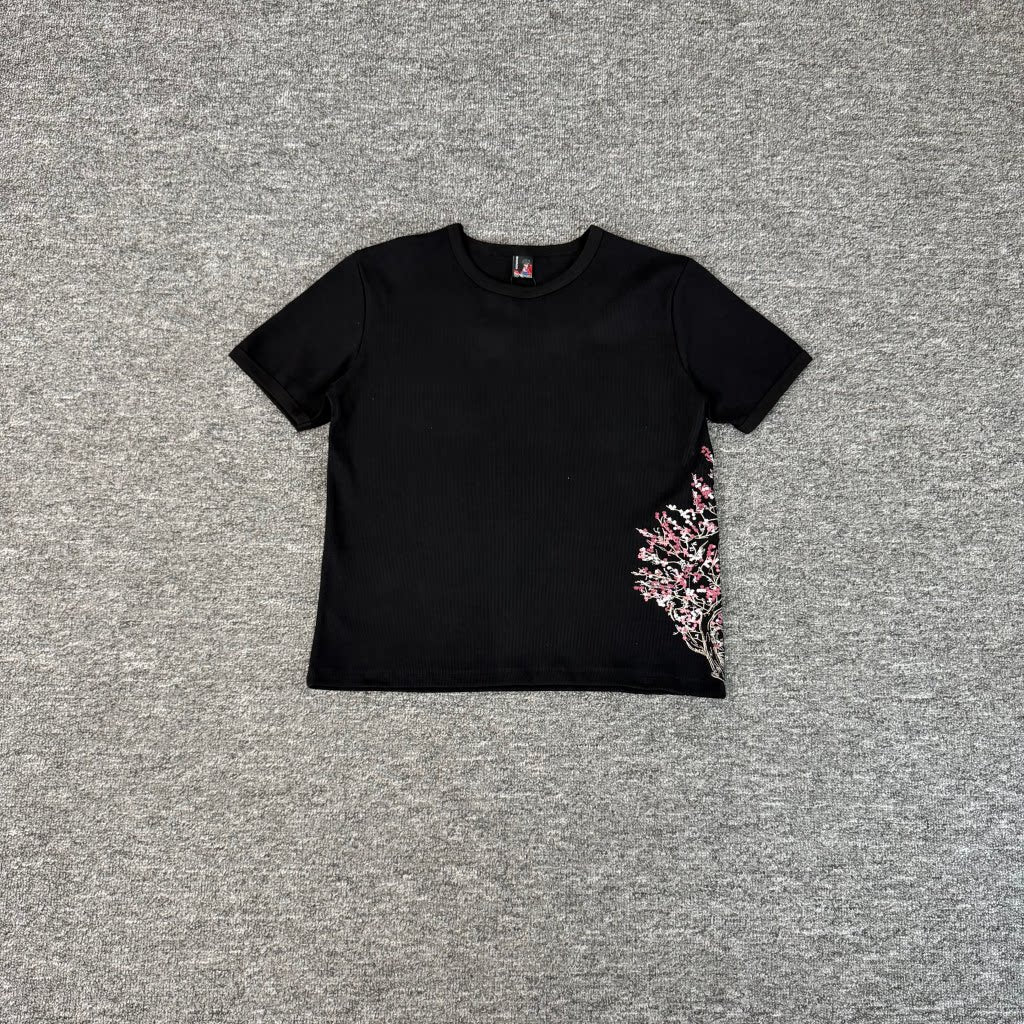 Derschutze Black Waffle‑Knit Plum‑Blossom Tree Side‑Print Cropped Tee