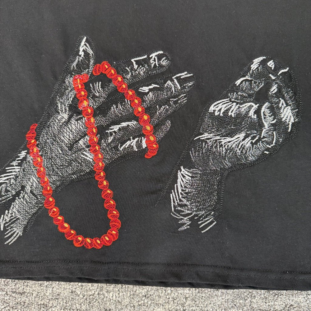 Derschutze Black Prayer Hands Red Beads Embroidered Tee