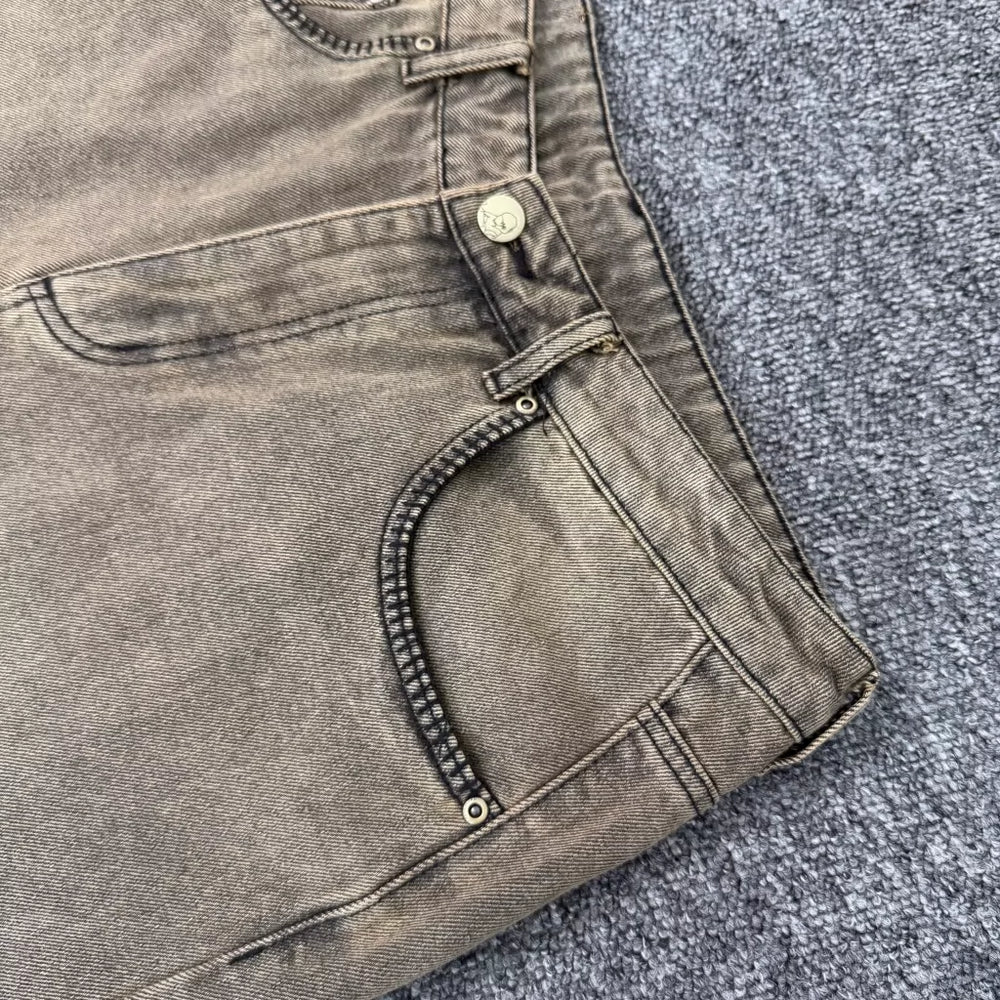 Derschutze vintage heavy-duty embroidered denim shorts
