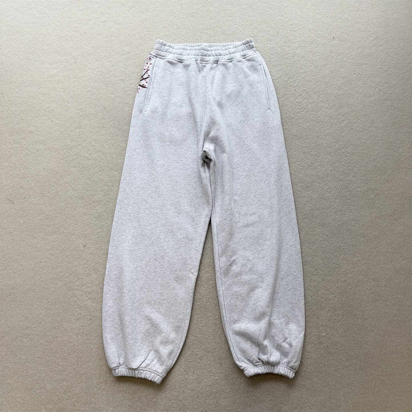 Derschutze Heather Grey Cropped Hoodie & Jogger Set Cherry‑Blossom Embroidery