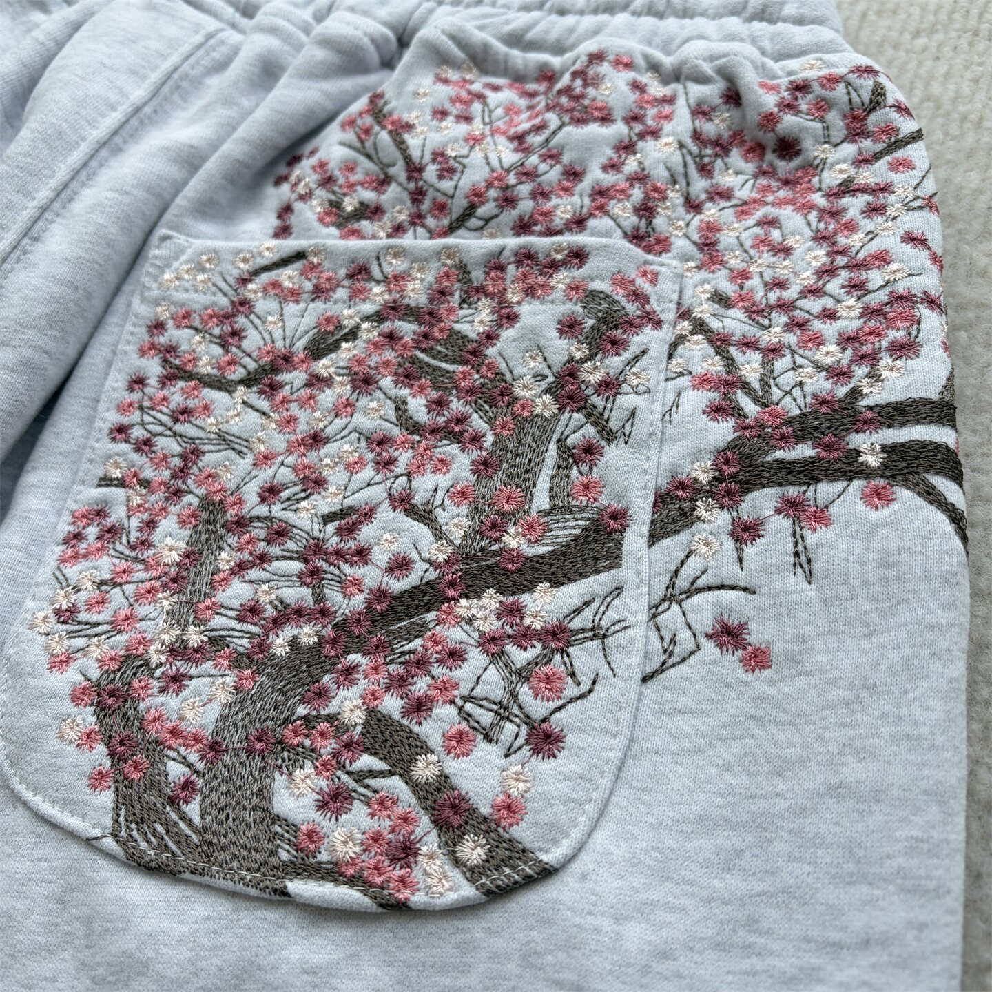 Derschutze Heather Grey Cropped Hoodie & Jogger Set Cherry‑Blossom Embroidery
